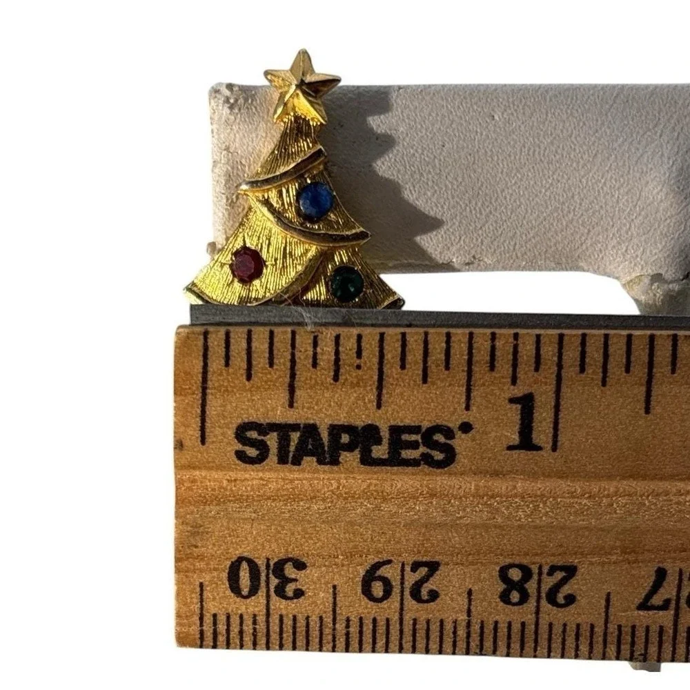Vintage Gold Tone Colorful Rhinestone Christmas‎ Tree Holiday Clip On Earrings